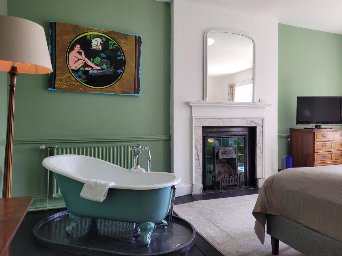 The Old Vicarage Bed & Breakfast Kington  Dış mekan fotoğraf